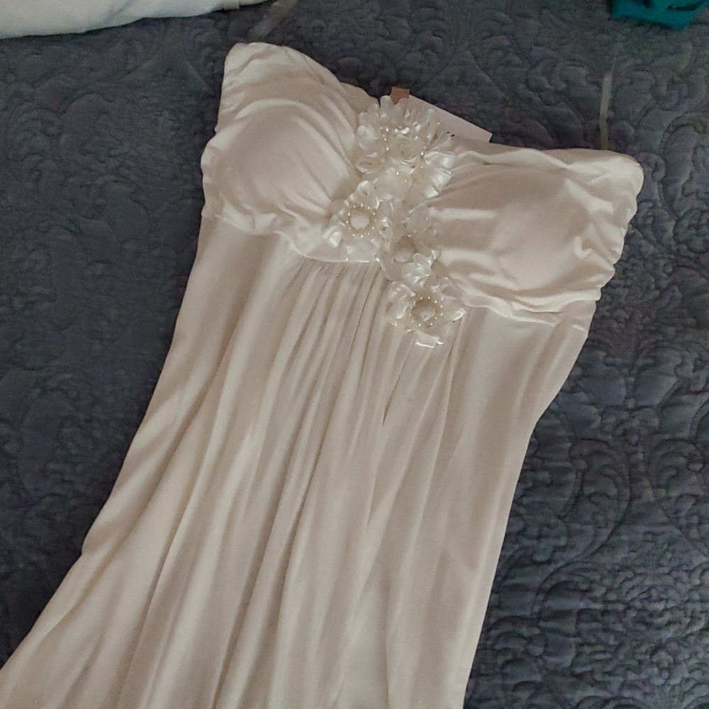 Gilli off white maxi dress size M
